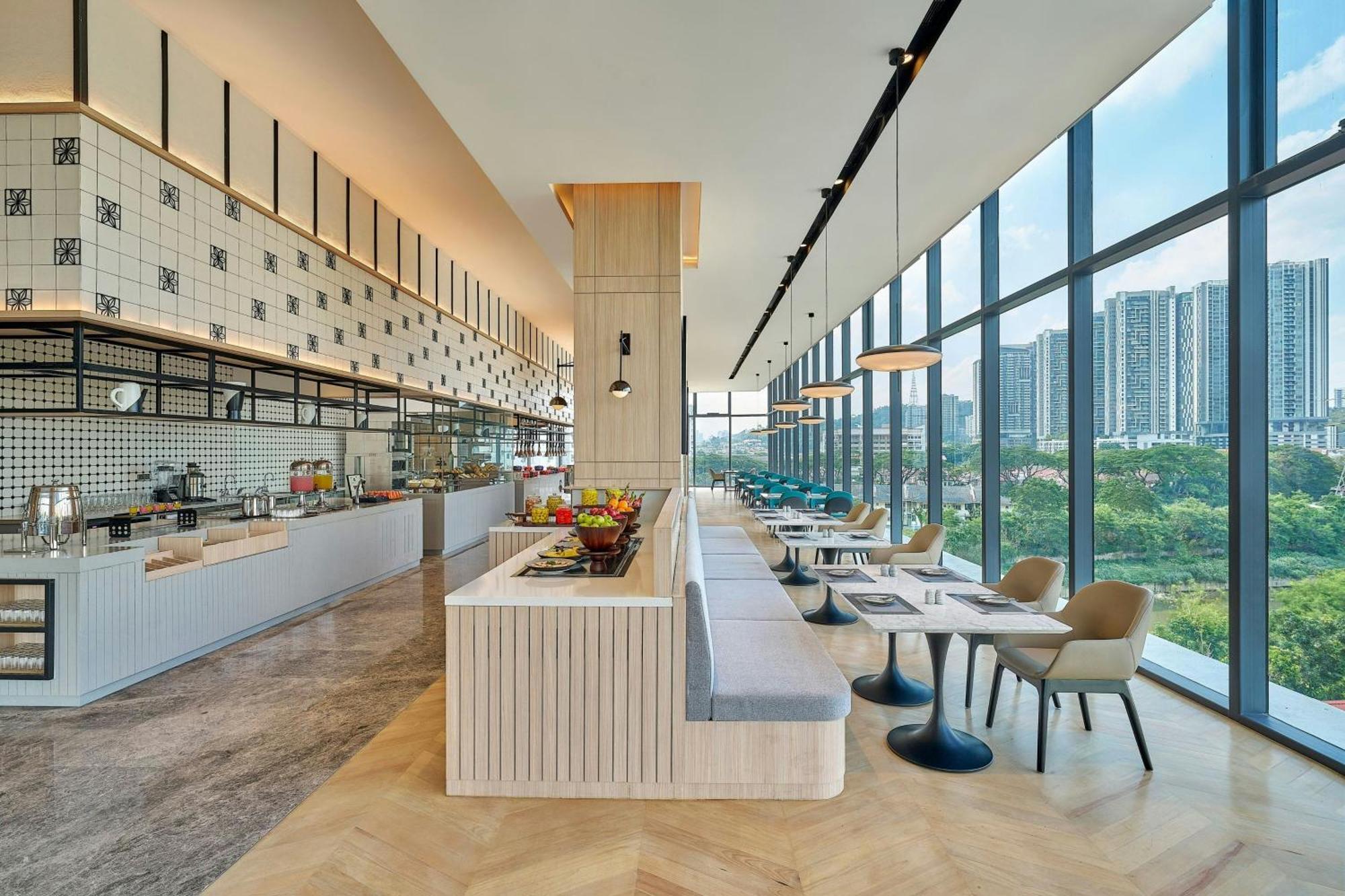 Hotel Courtyard By Marriott Kuala Lumpur South Exterior foto