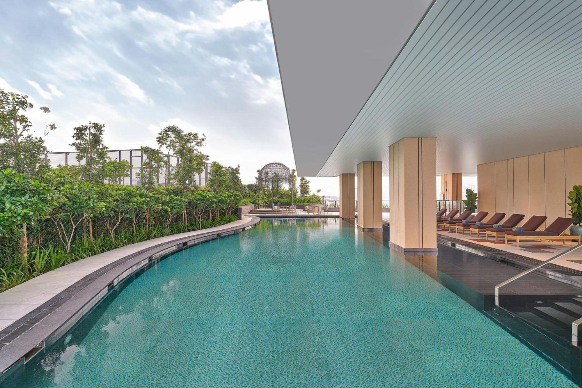 Hotel Courtyard By Marriott Kuala Lumpur South Exterior foto